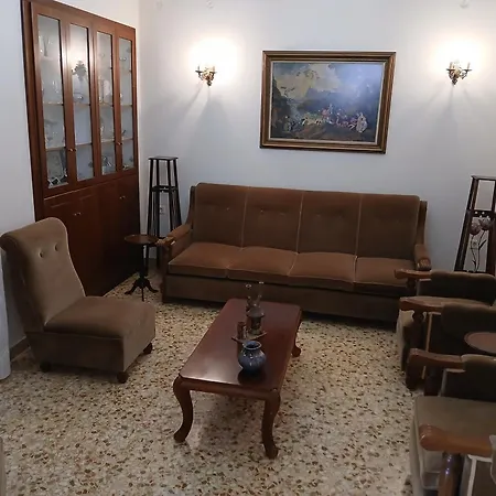 Ligia Sea Front شقة