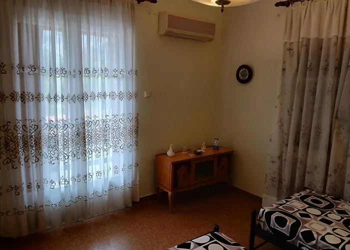 Ligia Sea Front Appartement *